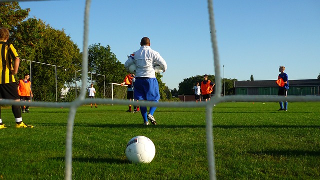 传统速滑不 传统速滑不